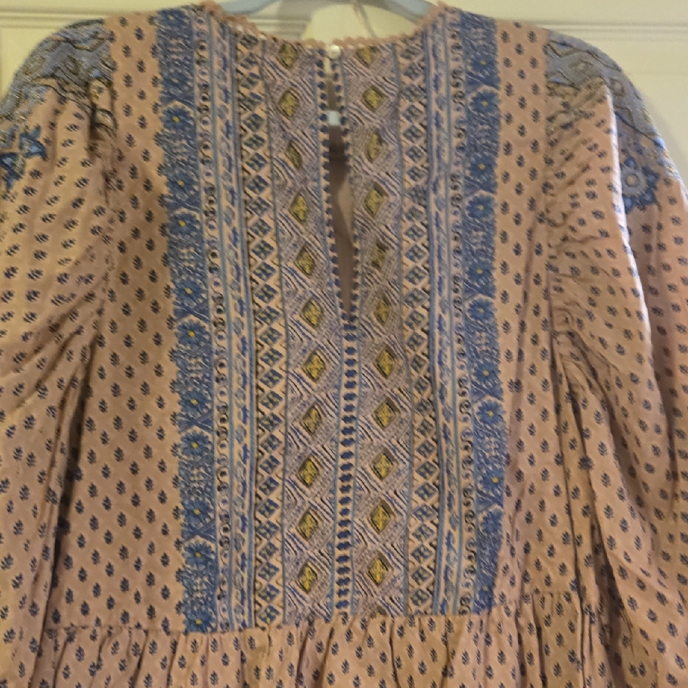 Anthropologie Embroidered Top with Blue and Gold Accents - Picture 5 of 11